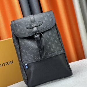 LV exquisite bag