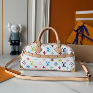 LV exquisite bag